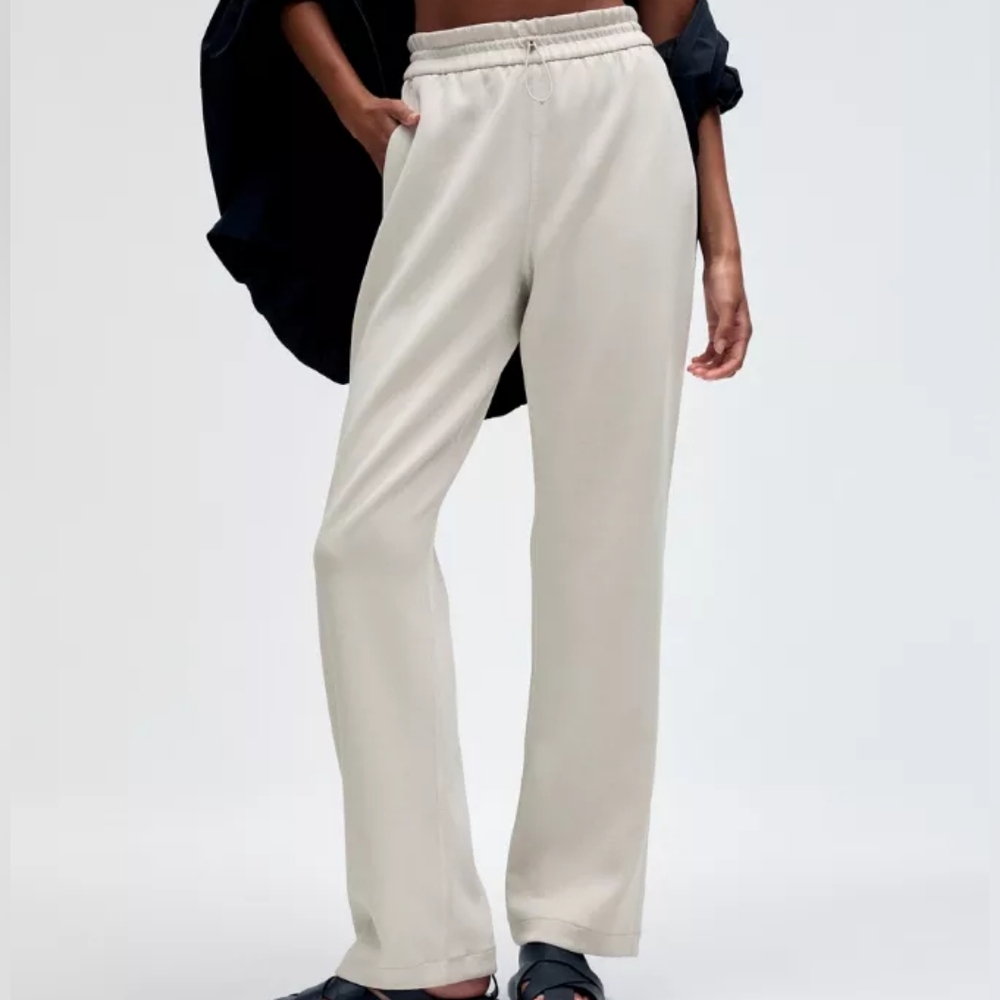 Lululemon Softstreme High-Rise pant - Poshmark